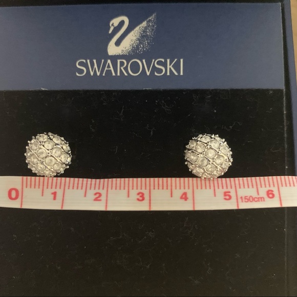 SOLD ✅ New Swarovski clip-on earrings. - Picture 11 of 11